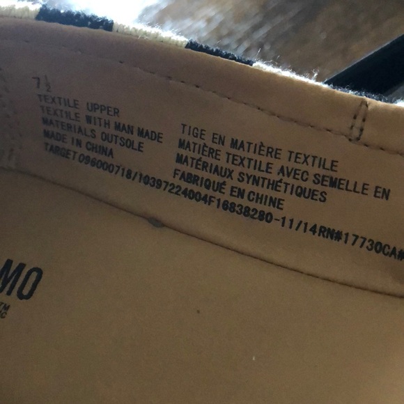 Mossimo Flats - Picture 2 of 5